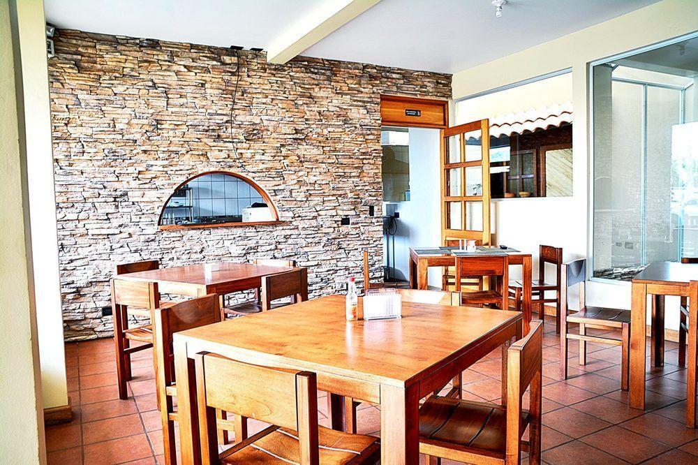 Hotel La Villa Quesada  Экстерьер фото