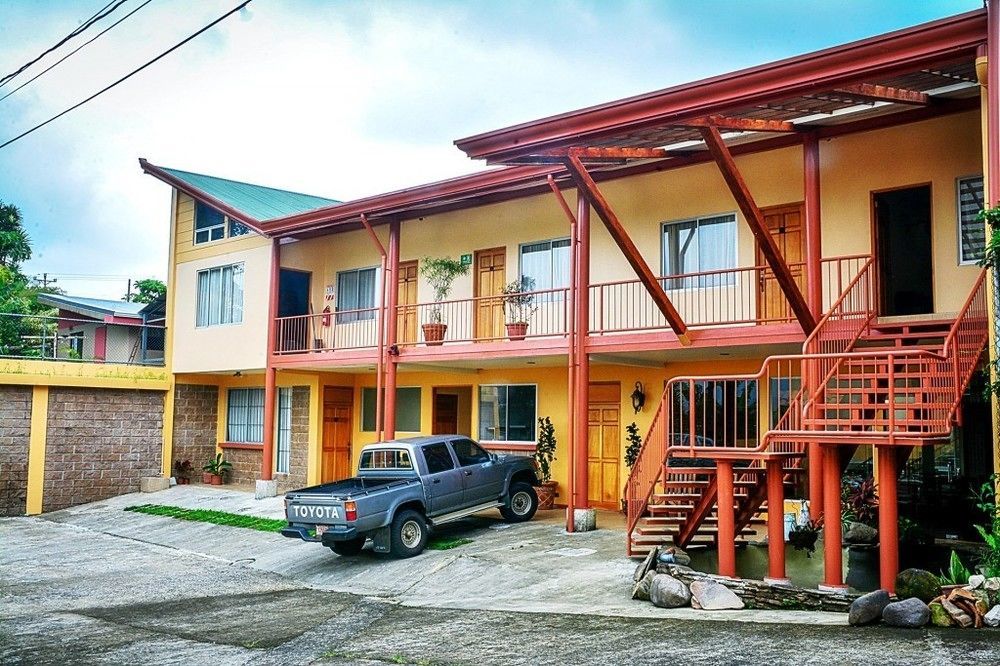 Hotel La Villa Quesada  Экстерьер фото